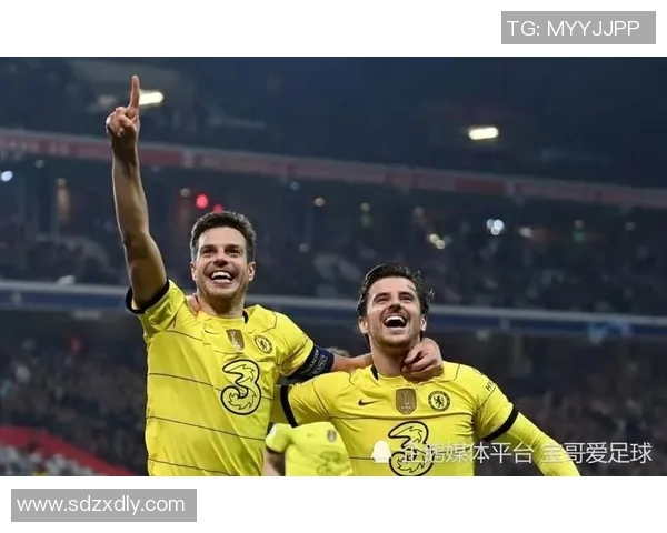 西安羽毛球队聚焦欧冠足球节奏展现体育魅力与团队精神 西安羽毛球队聚焦欧冠足球节奏展现体育魅力与团队精神